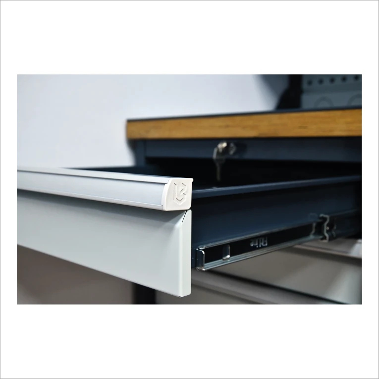 Верстак FBK 205.36.4-1R купить в Краснодаре Верстак FBK 205.36.4-1R купить в Краснодаре