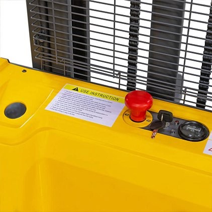 Штабелер электрический самоходный CDD15R-E (N) (1500 кг; 3,3 м; 24В / 105Ач) SMARTLIFT (SMART) купить в Краснодаре