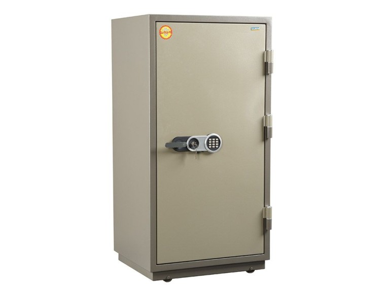 Огнестойкий сейф Valberg FRS-140.T-EL купить в Краснодаре