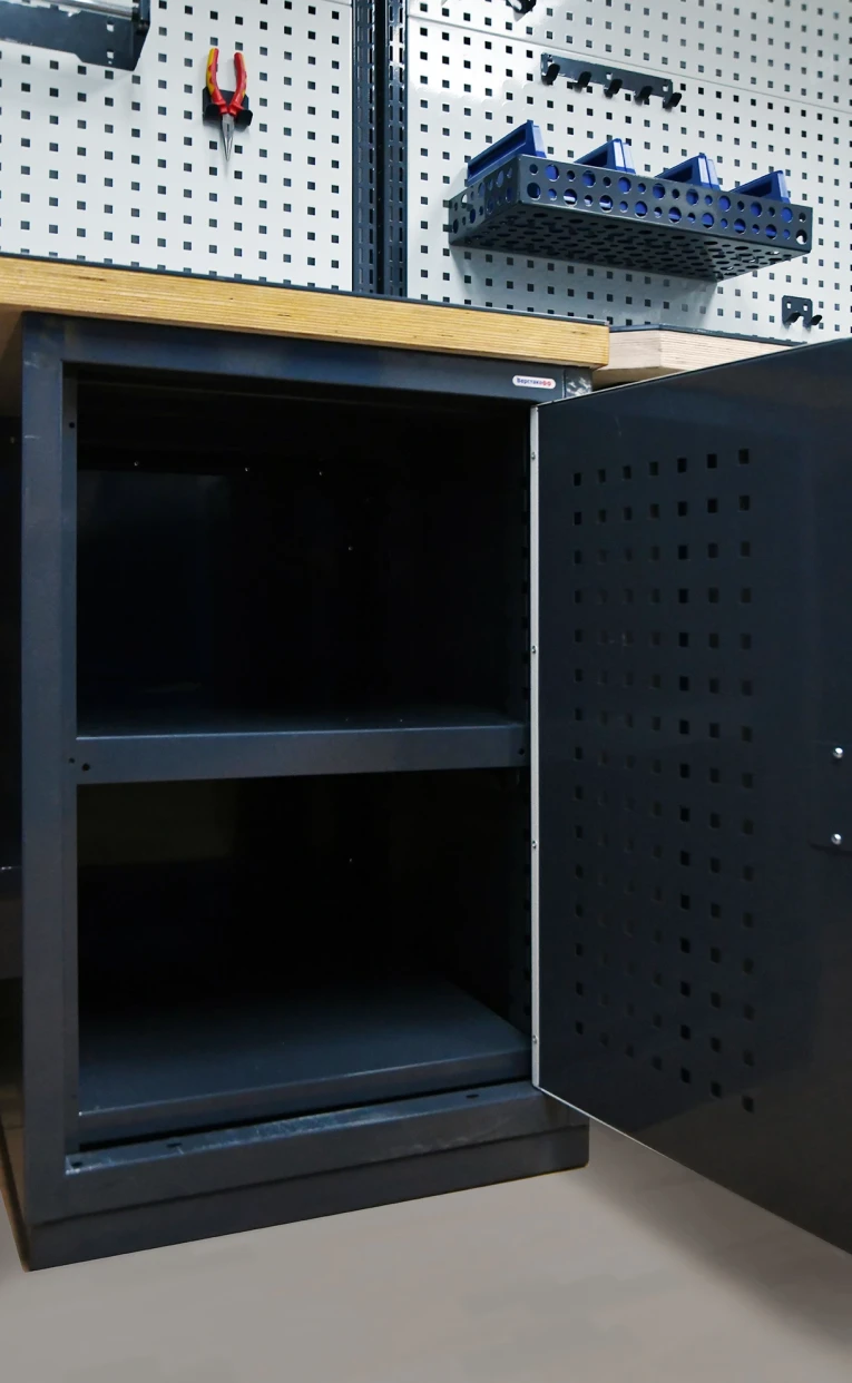 Верстак FBK 205.57.4-2 купить в Краснодаре Верстак FBK 205.57.4-2 купить в Краснодаре