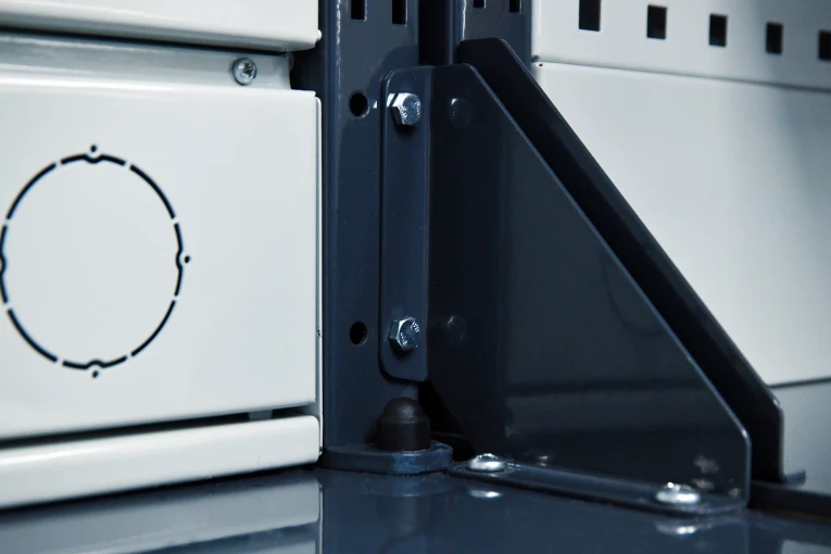 Верстак FBK 205.57.4-2F купить в Краснодаре Верстак FBK 205.57.4-2F купить в Краснодаре