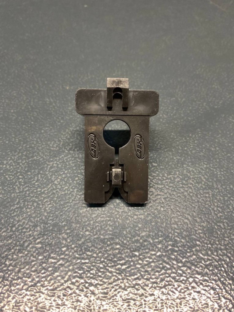 Крючок двойной 38 мм купить в Краснодаре Крючок двойной 38 мм купить в Краснодаре