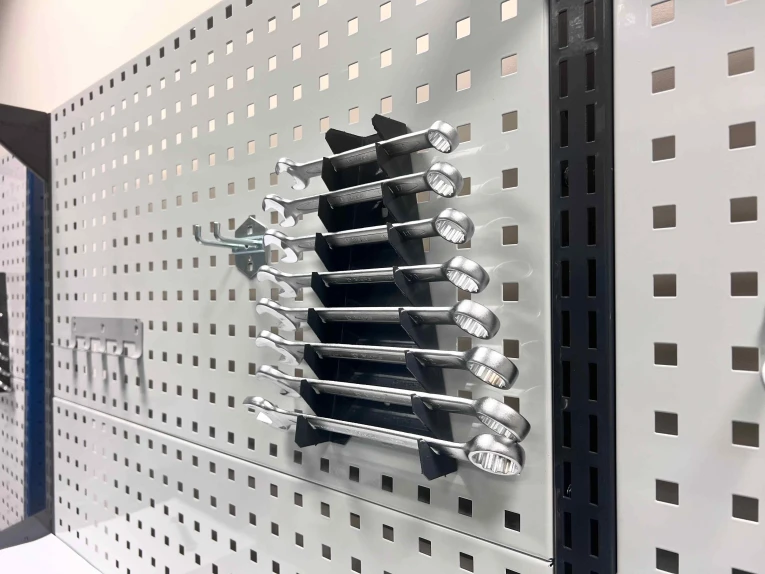 Стол-верстак Craft 2202.S4L4M4.4-1 купить в Краснодаре Стол-верстак Craft 2202.S4L4M4.4-1 купить в Краснодаре