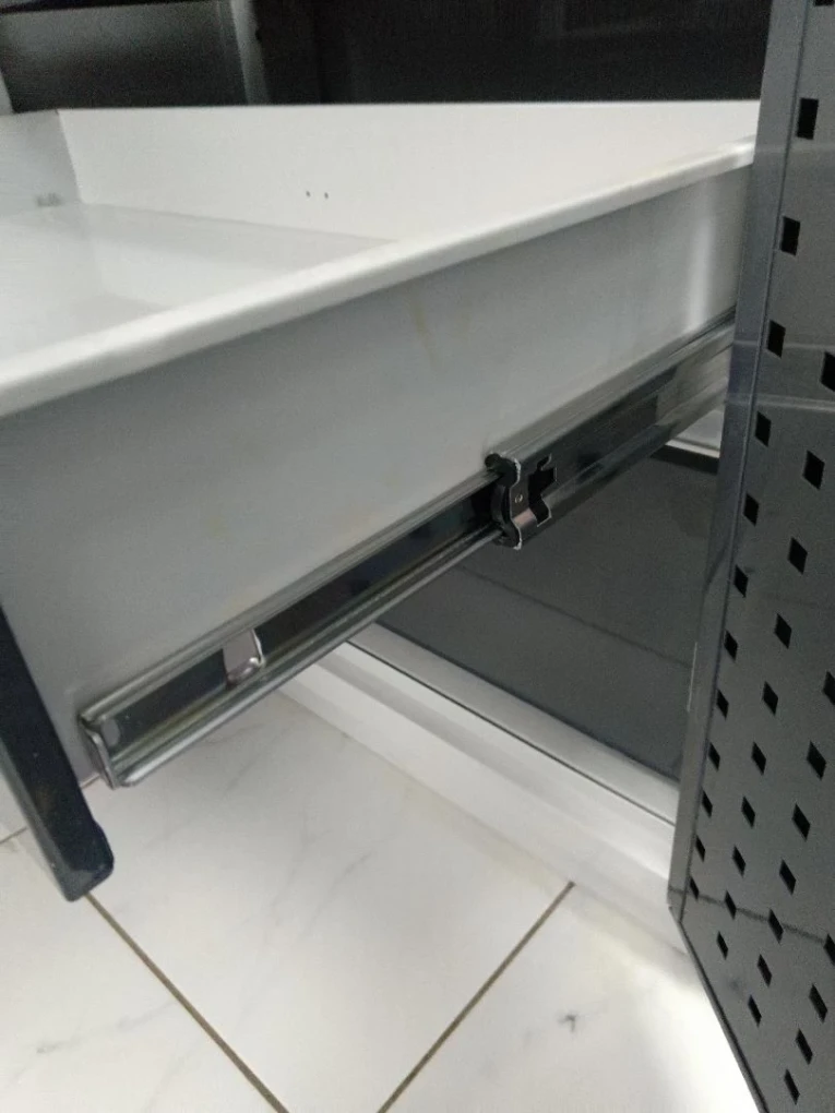 Шкаф инструментальный FBK 20 P.2S купить в Краснодаре Шкаф инструментальный FBK 20 P.2S купить в Краснодаре