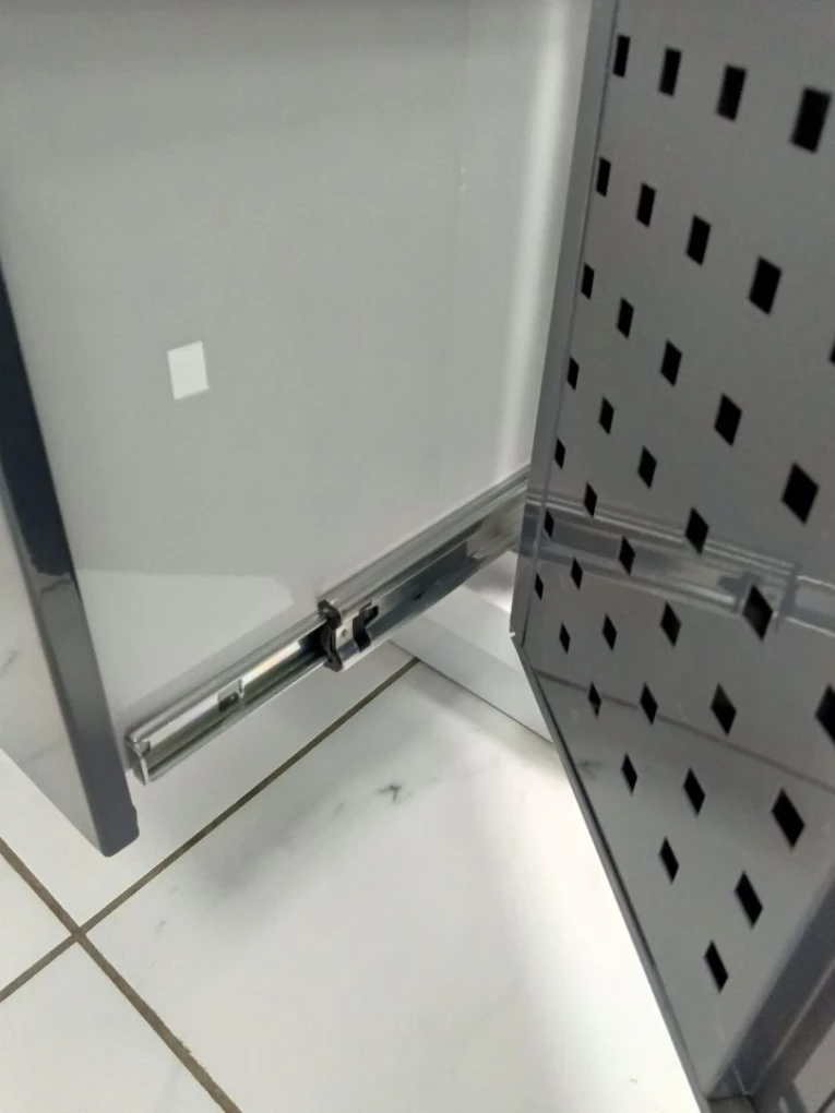 Шкаф инструментальный FBK 20 P.2S купить в Краснодаре Шкаф инструментальный FBK 20 P.2S купить в Краснодаре